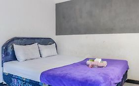 Kartini Guest House Near Alun Alun Probolinggo